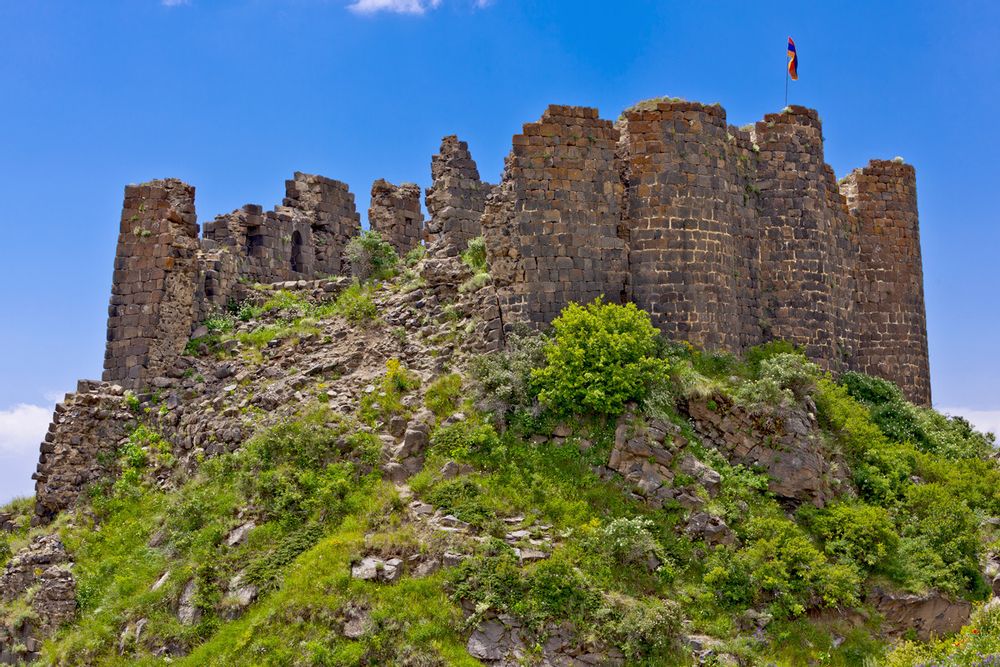 Крепость Амберд, Гора Арагац, Озеро Кари | Bustourma