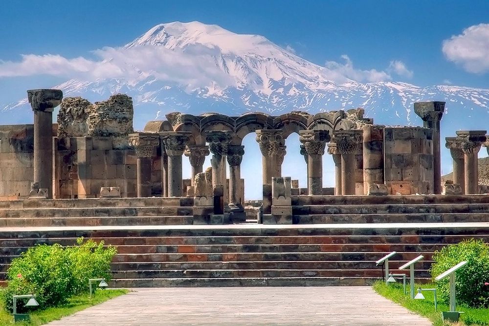 Echmiadzin, Zvartnots Temple | Bustourma